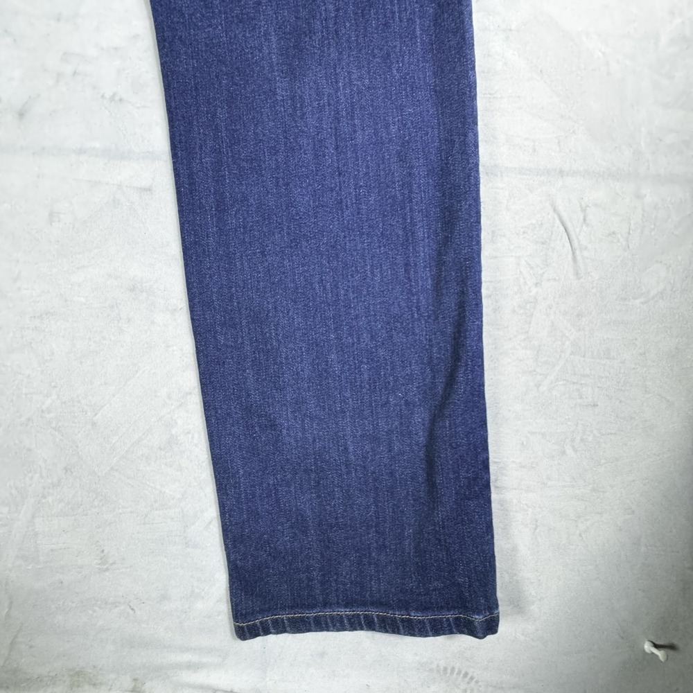 St. John's Bay Straight Leg Jeans Womens Blue Denim Mid Rise Stretch Comfort‎ 16 - Picture 11 of 16